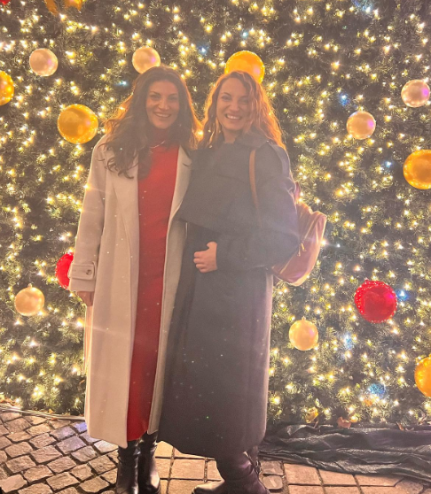 Cine este și cu ce se ocupă sora Ioanei Ginghină. Pe ea o vezi mereu la TV, însă nimeni nu știa asta despre familia vedetei