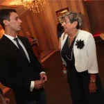 Cu ce se ocupa si cum arata mama lui Mircea Badea 6