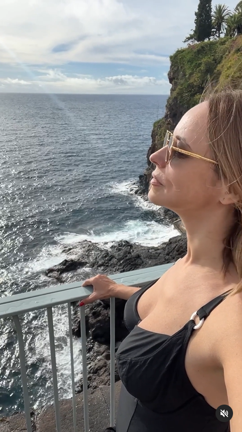 Cum arată Andreea Marin în costum de baie, după ce a slăbit 16 kilograme. Imagine de senzație cu vedeta