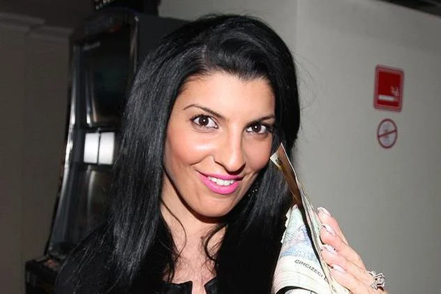 Cum arata Andreea Tonciu, inainte de operatia la nas 9