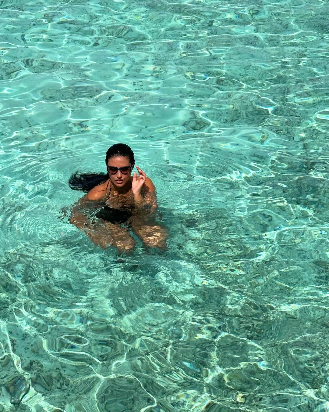 Cum arata Antonia, la 34 de ani, in costum de baie 1