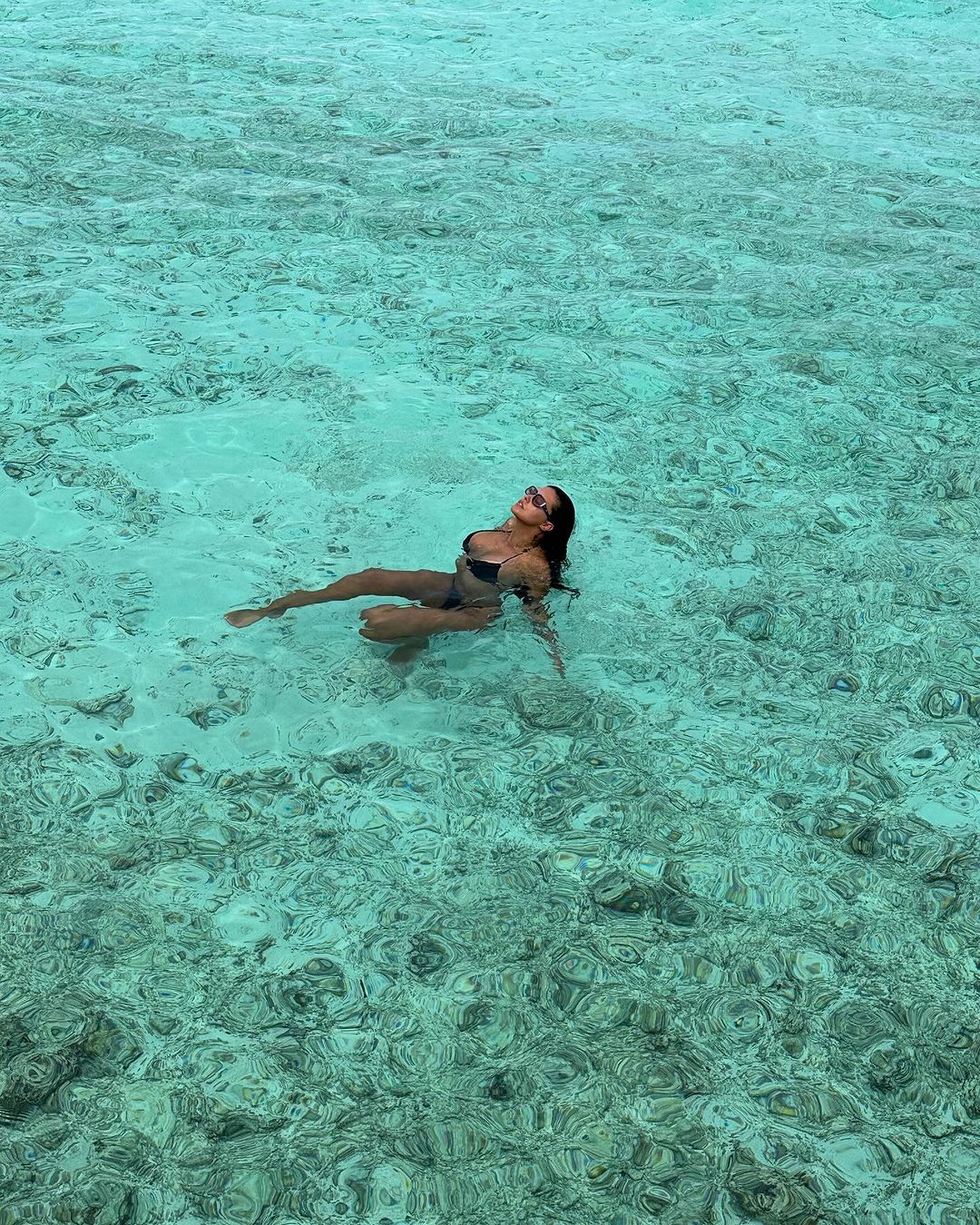 Cum arata Antonia, la 34 de ani, in costum de baie 2