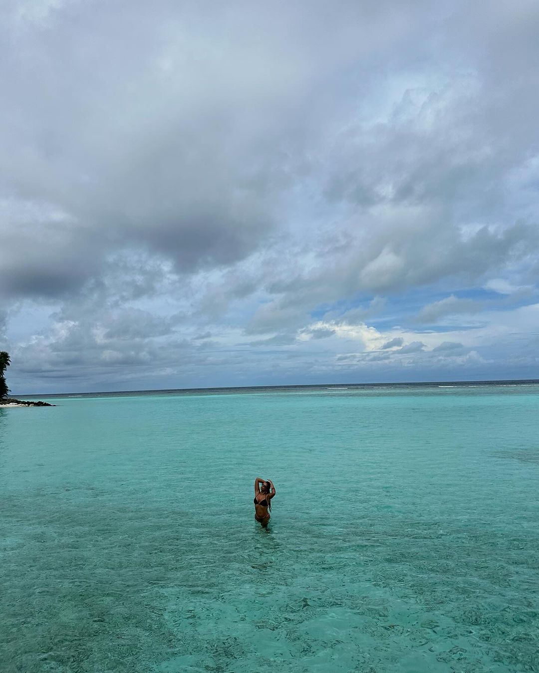 Cum arata Antonia, la 34 de ani, in costum de baie 4