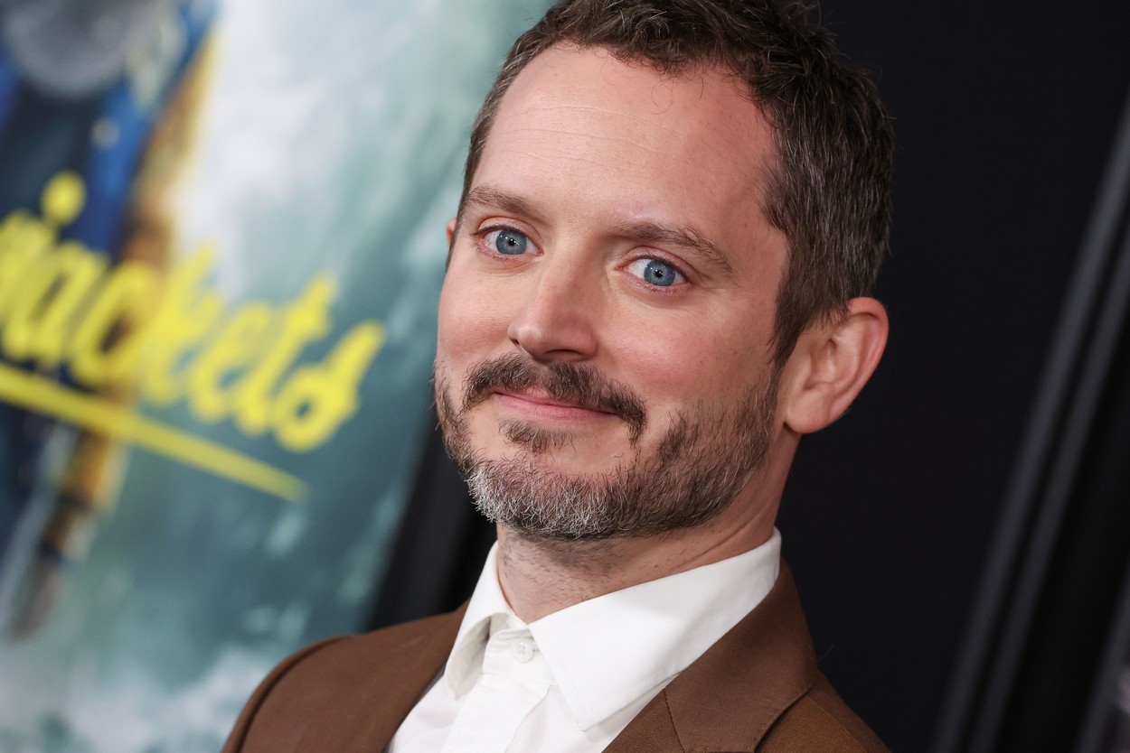 Cum arată Frodo Baggins din Stăpânul Inelelor acum. Elijah Wood e senzațional la 43 de ani GALERIE FOTO