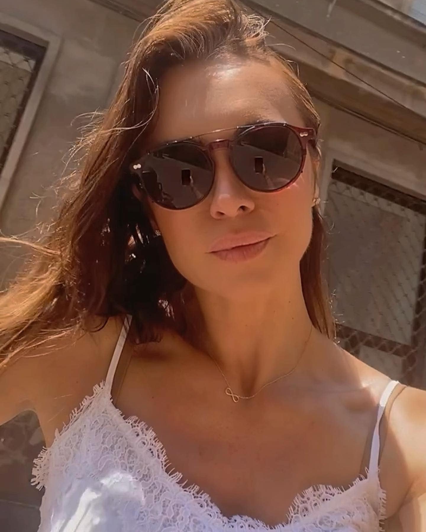 Cum arata Magda Palimariu, la inceputul carierei in televiziune 16