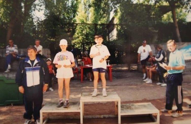 Cum arata Simona Halep in adolescenta 5