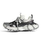 Cum arată adidașii cu lanțuri antiderapante de la Balenciaga. Costă 1290 de euro FOTO