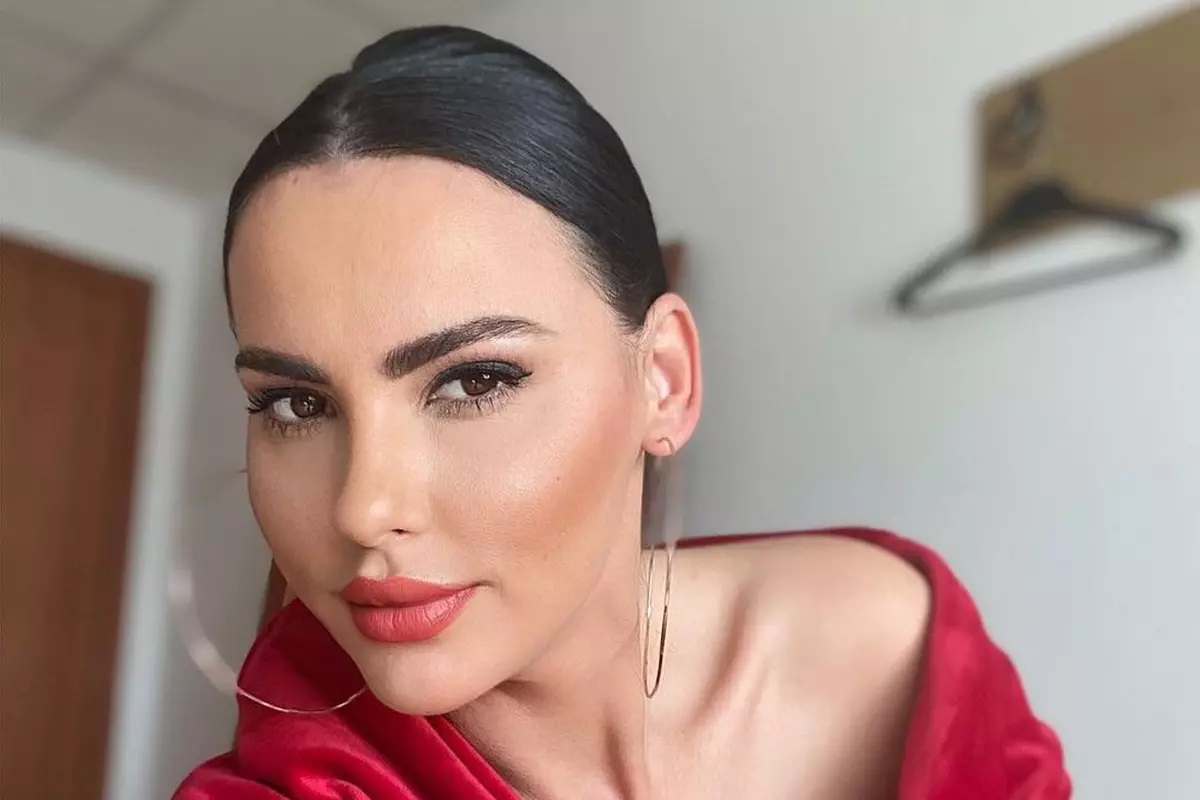 Cum arata, de fapt, Lavinia Pirva fara machiaj