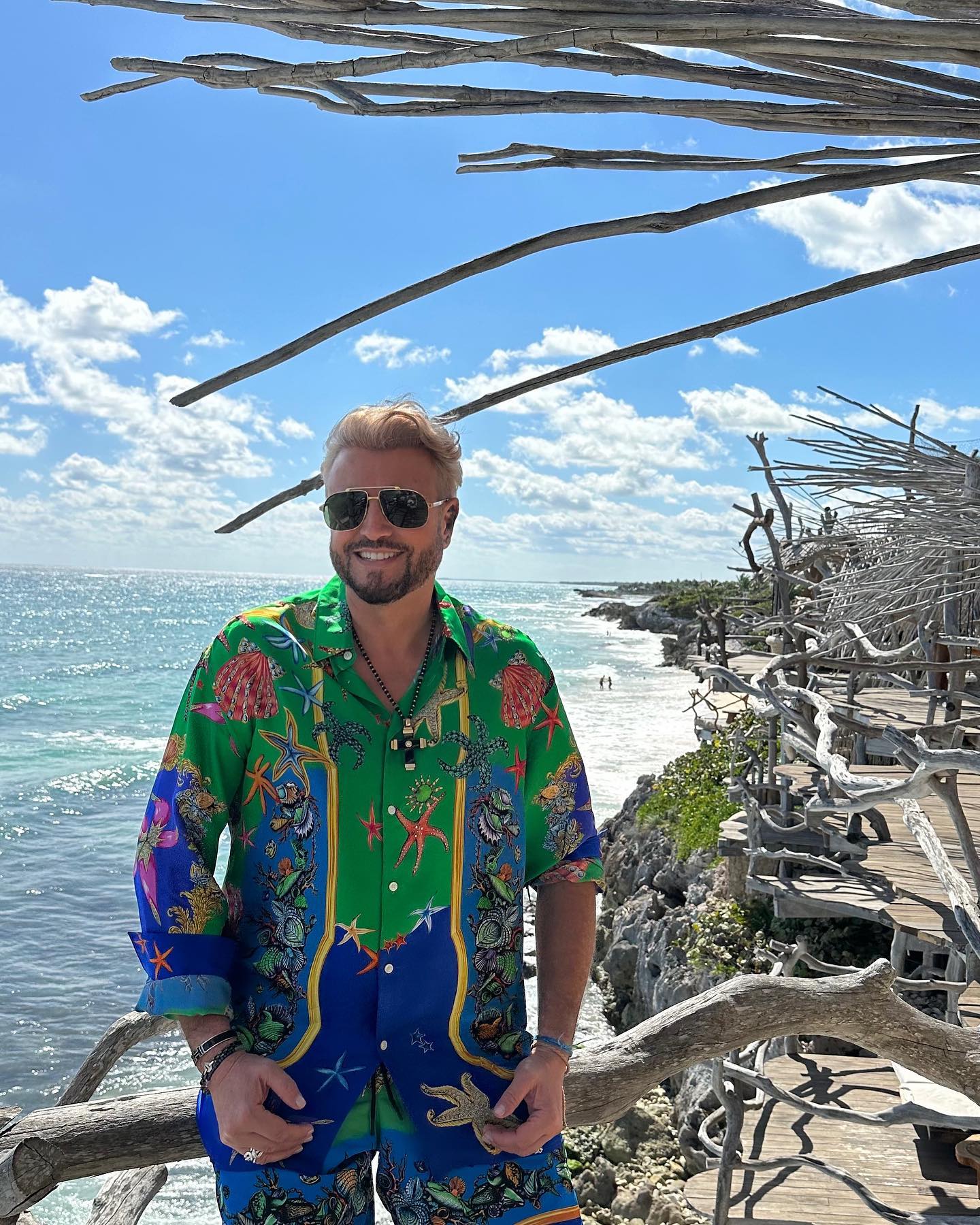 Cum s-a afișat Cătălin Botezatu în vacanța de lux. Detaliul care i-a înfuriat pe internauți