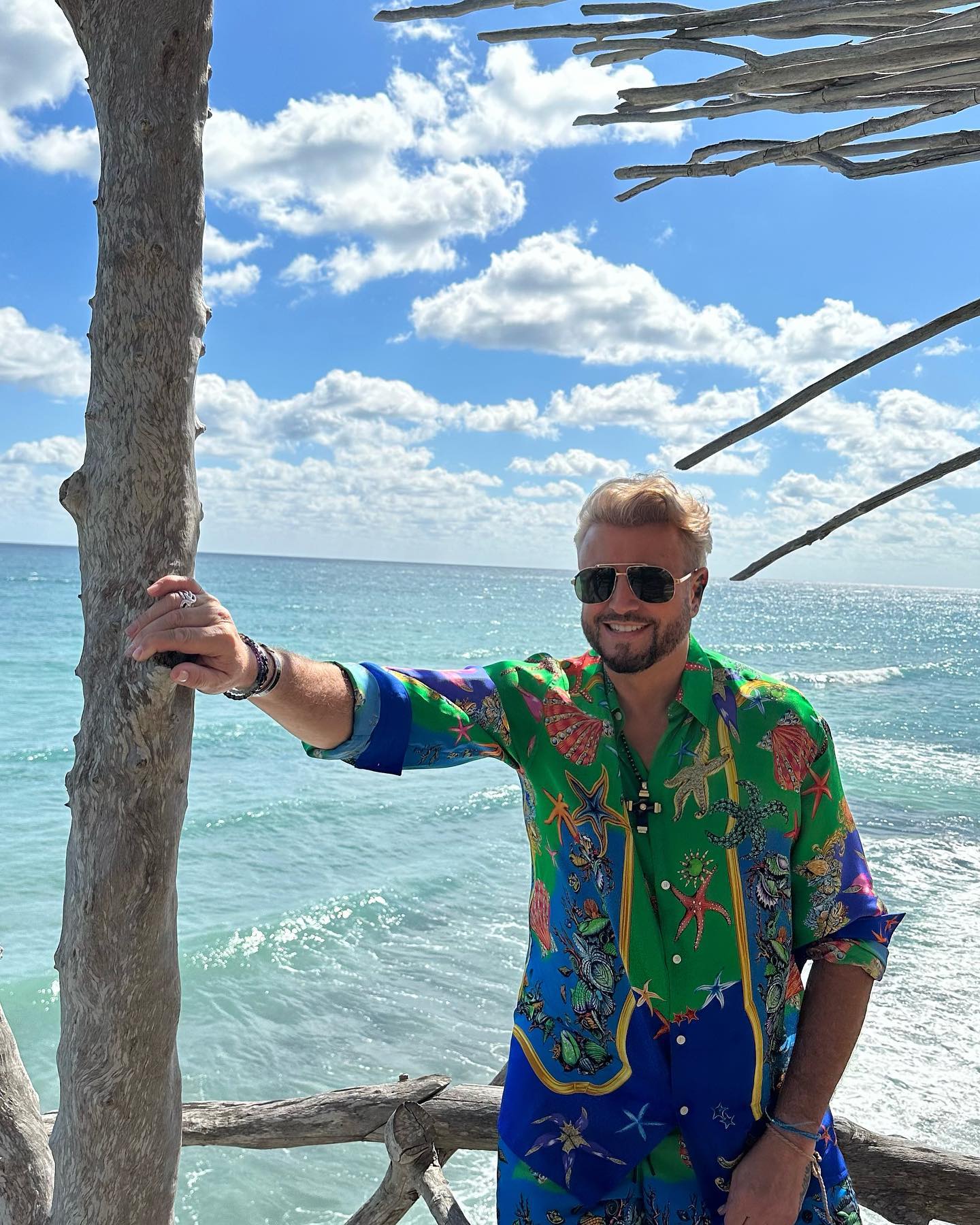 Cum s-a afișat Cătălin Botezatu în vacanța de lux. Detaliul care i-a înfuriat pe internauți