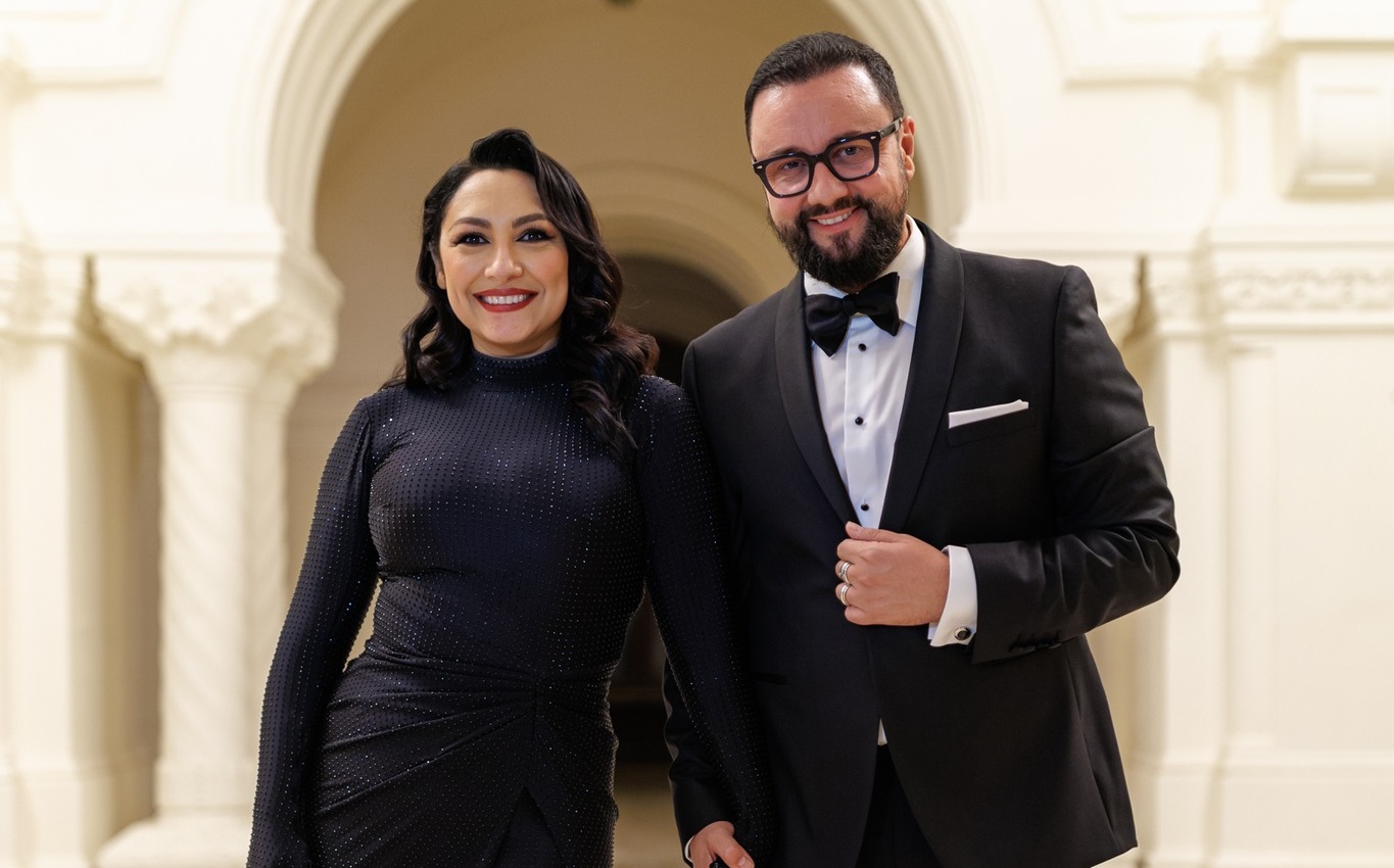 Cum s-a îmbrăcat Andra de Revelion. Cătălin Măruță, fascinat de apariția ei