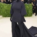 Cum se afișează Bianca Drăgușanu, după ce și-a făcut o nouă intervenție