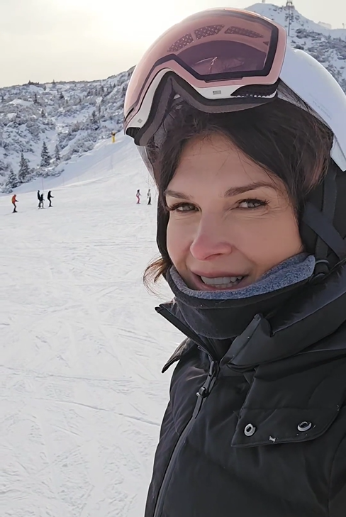 Dana Budeanu a înnebunit când a văzut pozele cu Valeriu Gheorghiță și Monica Bîrlădeanu. Ce i-a transmis medicului