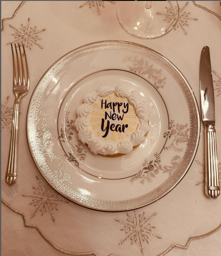 Dana Budeanu, în cea mai scurtă rochie purtată vreodată. Ipostaza i-a dat gata pe internauți