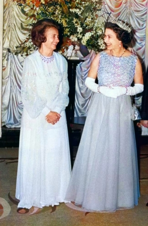De unde se îmbrăca Elena Ceaușescu. Avea o obsesie pentru bijuterii