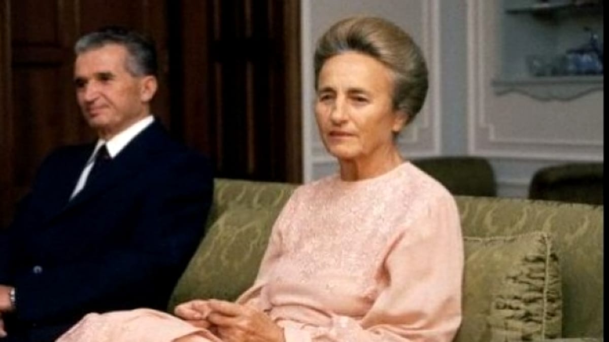De unde se îmbrăca Elena Ceaușescu. Avea o obsesie pentru bijuterii