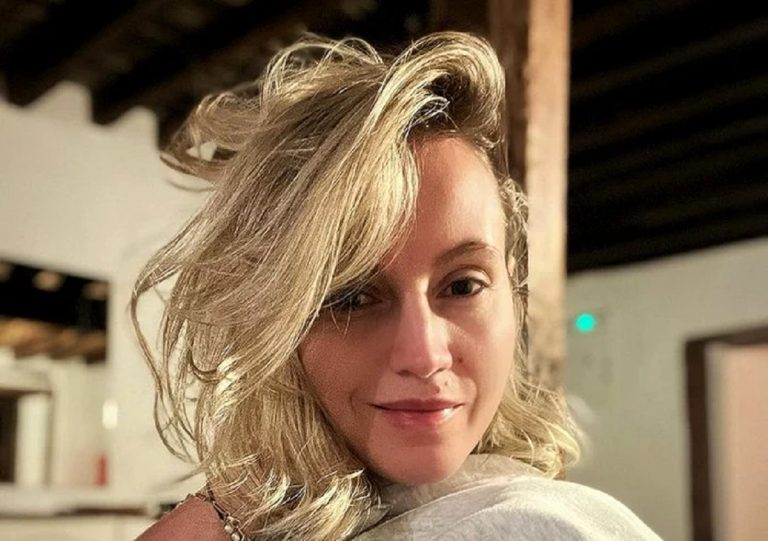 Durere fără margini pentru Andreea Perju. Vedeta este în doliu: “Sunați-vă părinții dacă îi mai aveți”