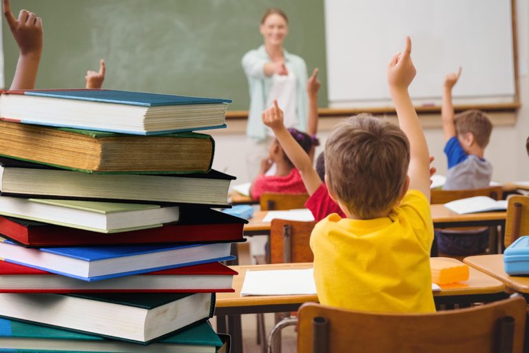 Elevii români sunt lipsiți de aceste competențe, încă din școală. Totul se întâmplă prea târziu la noi