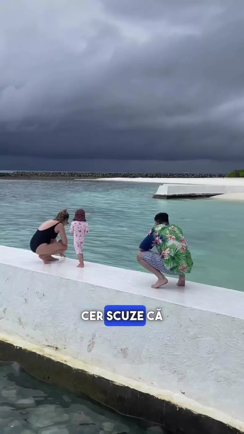 Gina Pistol si-a etalat noua silueta in costum de baie 3