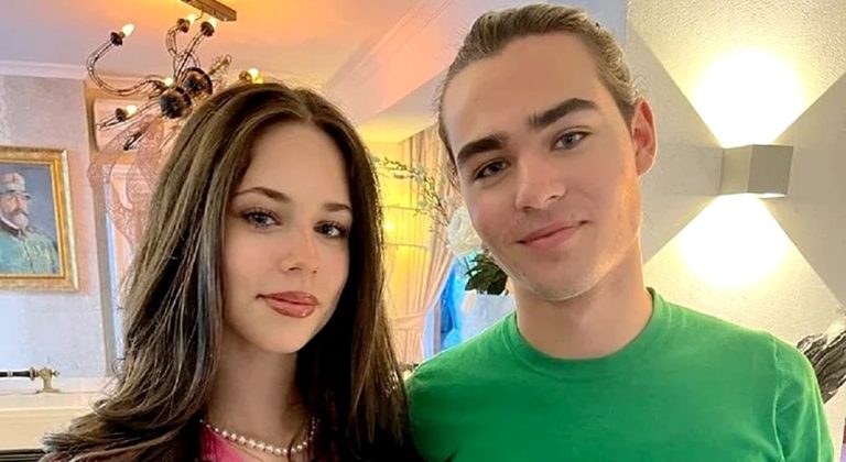 Imagini inedite cu cei doi copii mari ai lui Ștefan Bănică Jr. Cum s-au filmat Radu și Violeta, fanii au rămas surprinși