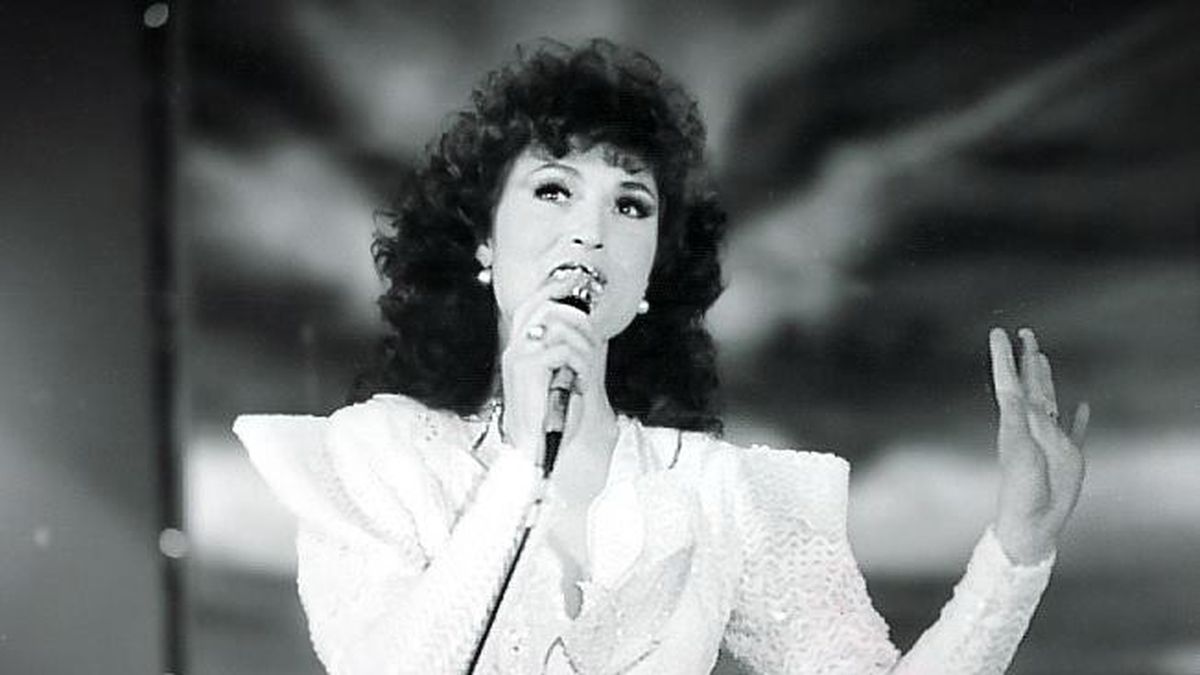 Imagini nemaivazute cu Angela Similea din tinerete 7