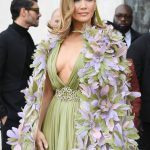 Jennifer Lopez, aparitie fabuloasa la Saptamana Modei de la Paris 1