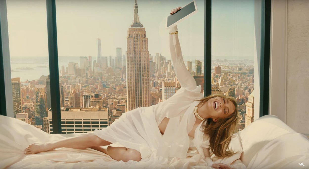 Jennifer Lopez, mai provocatoare ca niciodata 2