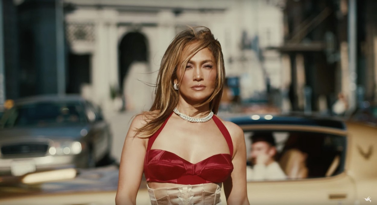 Jennifer Lopez, mai provocatoare ca niciodata 5