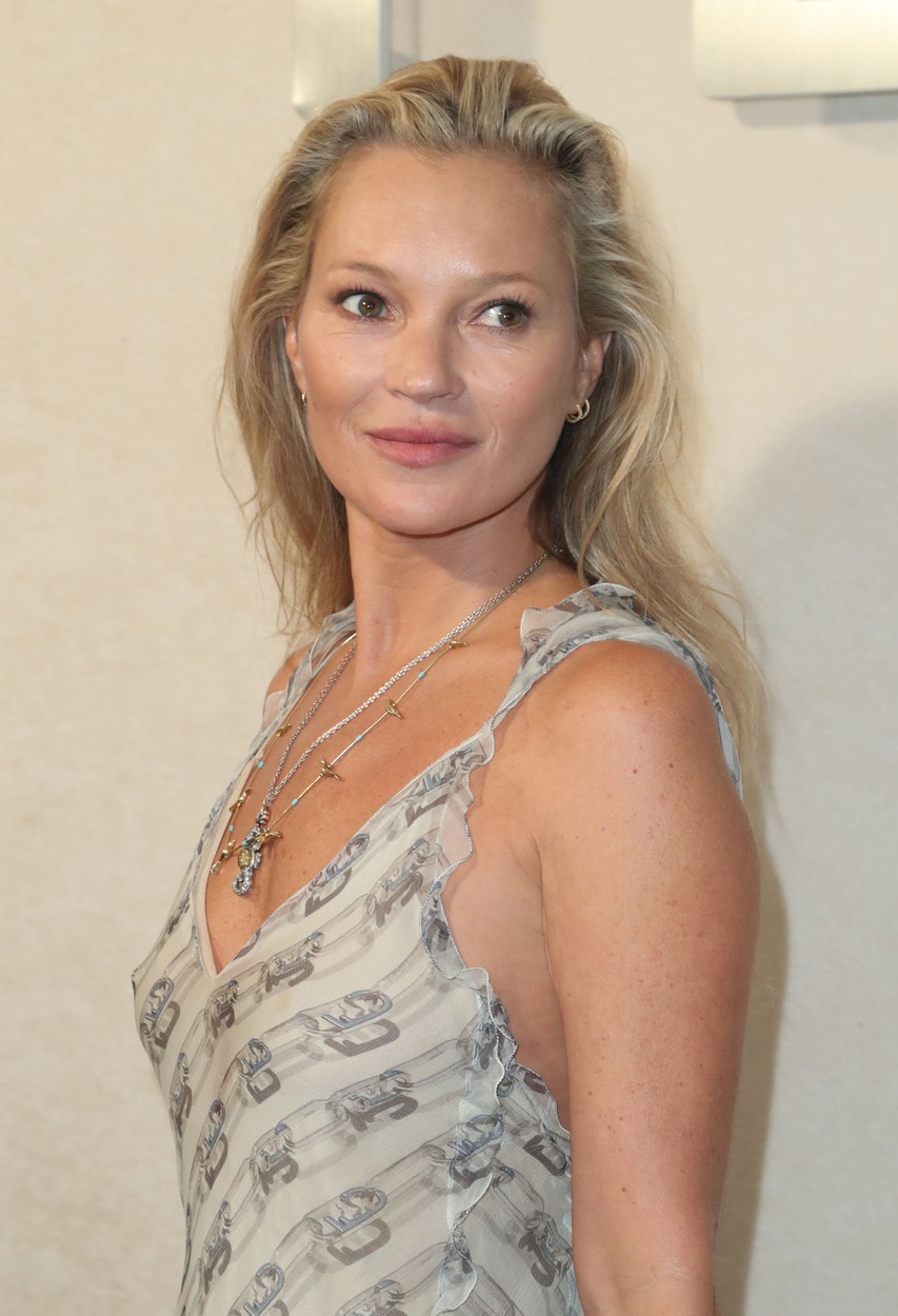 Kate Moss implineste 50 de ani 6