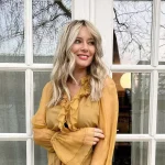 Laura Cosoi revine pe micul ecran