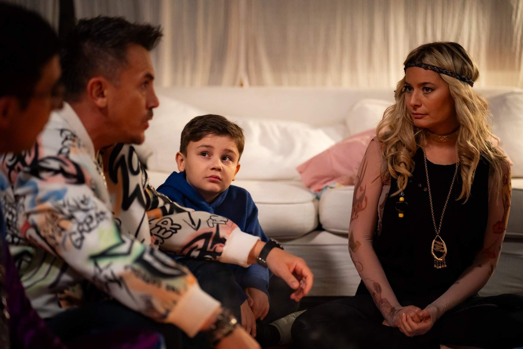 Laura Cosoi revine pe micul ecran 5