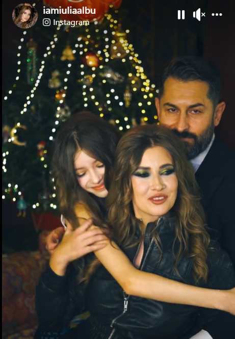 Modul inedit în care Iulia Albu a petrecut Revelionul. Ipostaza cu iubitul ei, Mike, a adunat mii de aprecieri