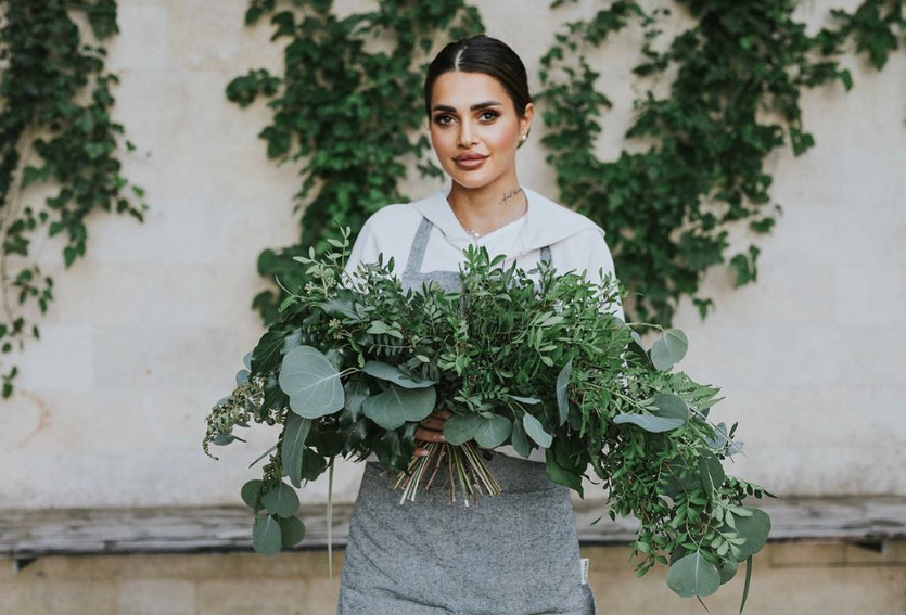 O mai țineți minte pe Diana de la Insula iubirii S-a transformat complet, din ce face bani acum