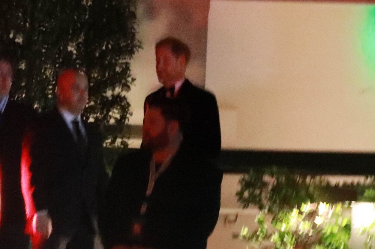 Unde a ales să mearga Prințul Harry, fara Meghan Markle, in timp ce cumnata si sotia lui au probleme de sanatate 3