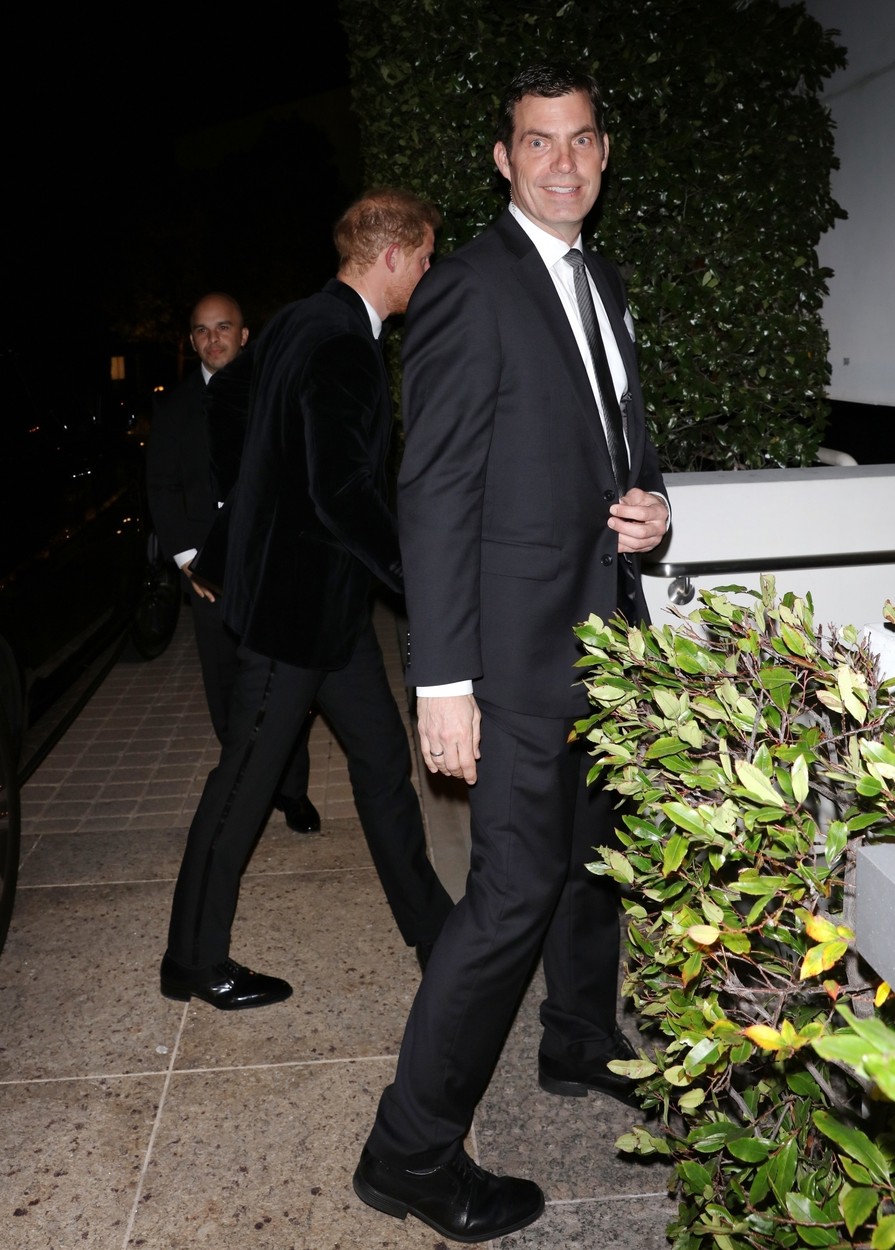 Unde a ales să mearga Prințul Harry, fara Meghan Markle, in timp ce cumnata si sotia lui au probleme de sanatate 4