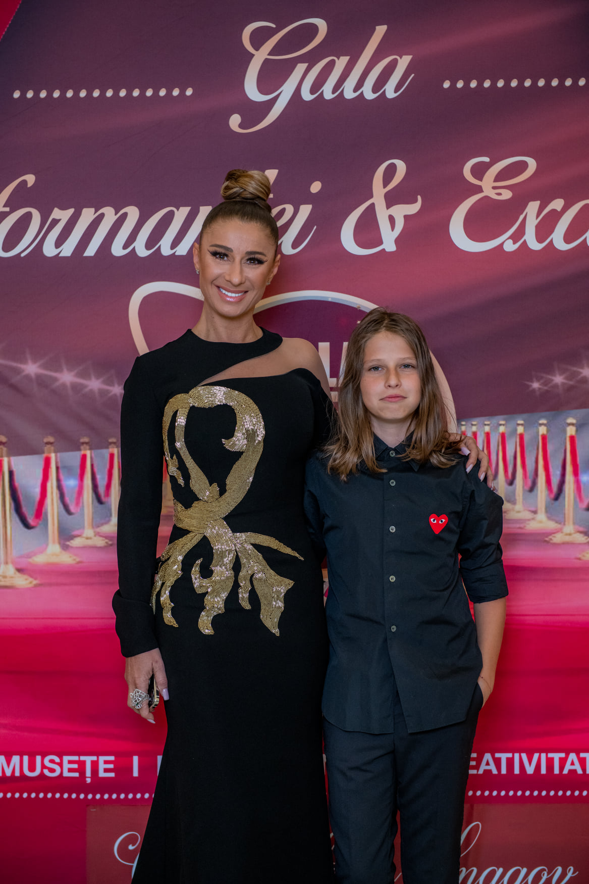 Anamaria Prodan joacă alături de fiul ei în ”Complotul bonelor”