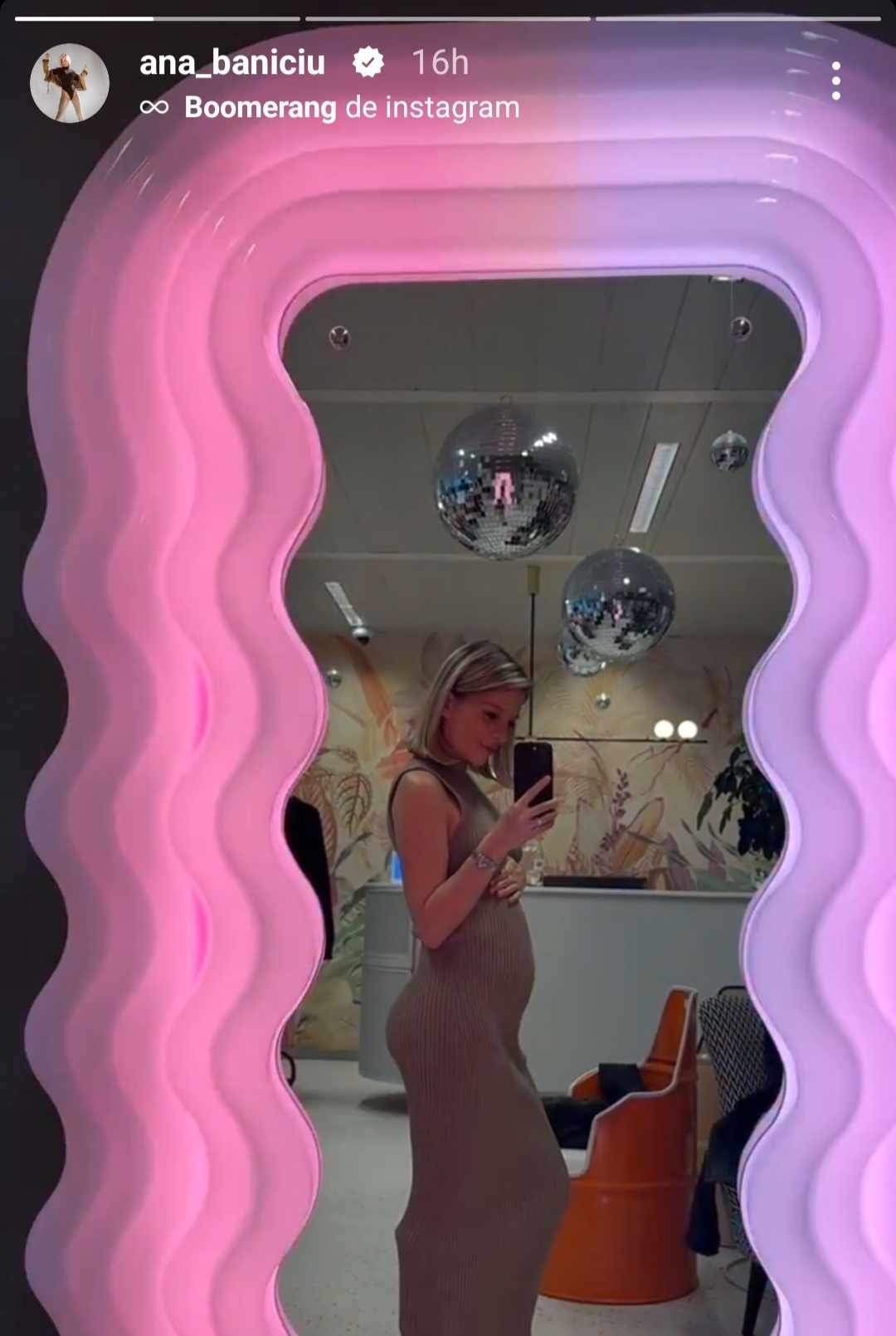 Ana Baniciu si-a afisat burtica de gravida