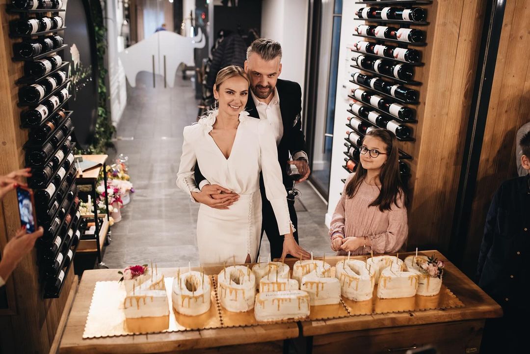 Anuntul facut de Tinu Vidaicu dupa 4 ani de casnicie cu Roxana Ionescu 11