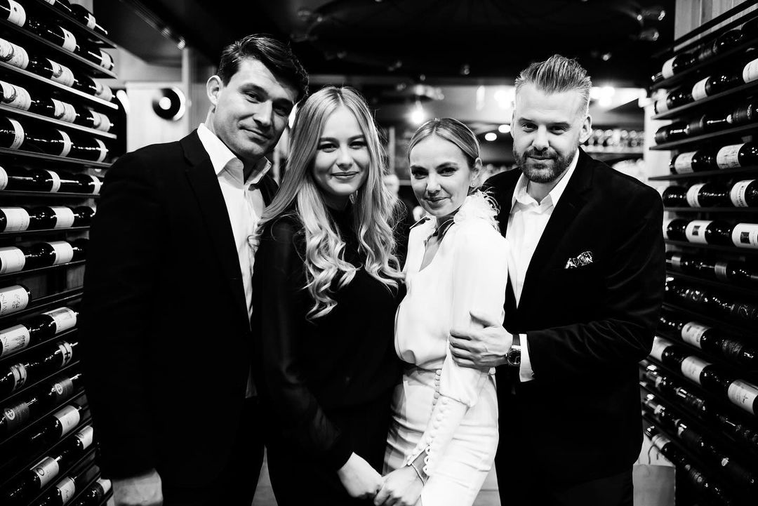 Anuntul facut de Tinu Vidaicu dupa 4 ani de casnicie cu Roxana Ionescu 12