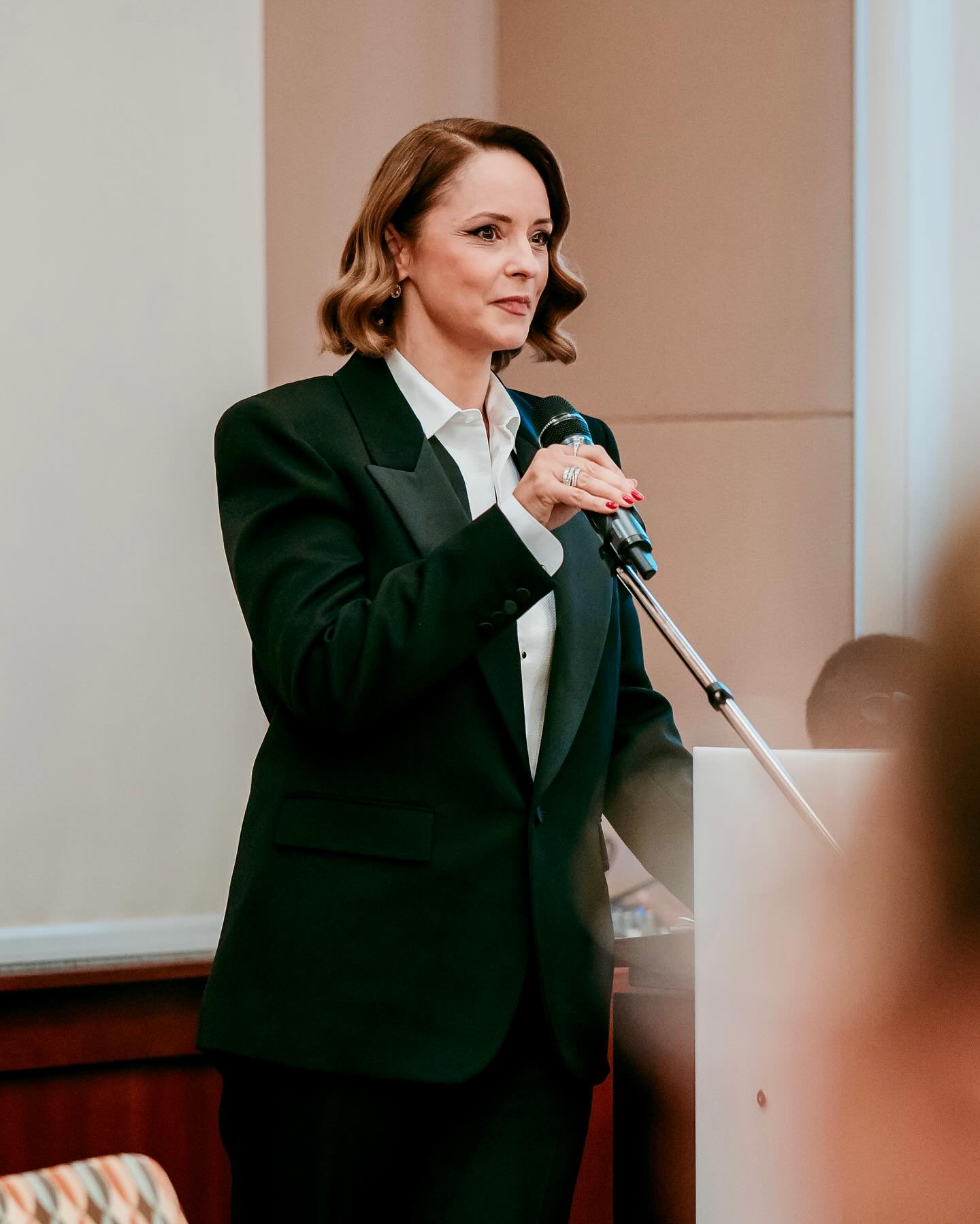 Ce inaltime are Andreea Marin, de fapt 1