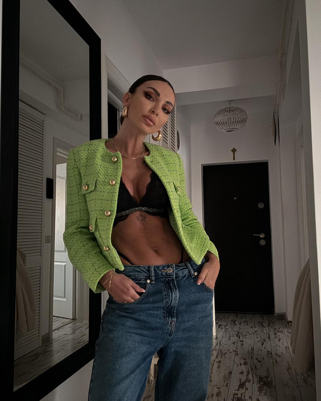 Cine este si cu ce se ocupa Selina, iubita lui Victor Slav 3