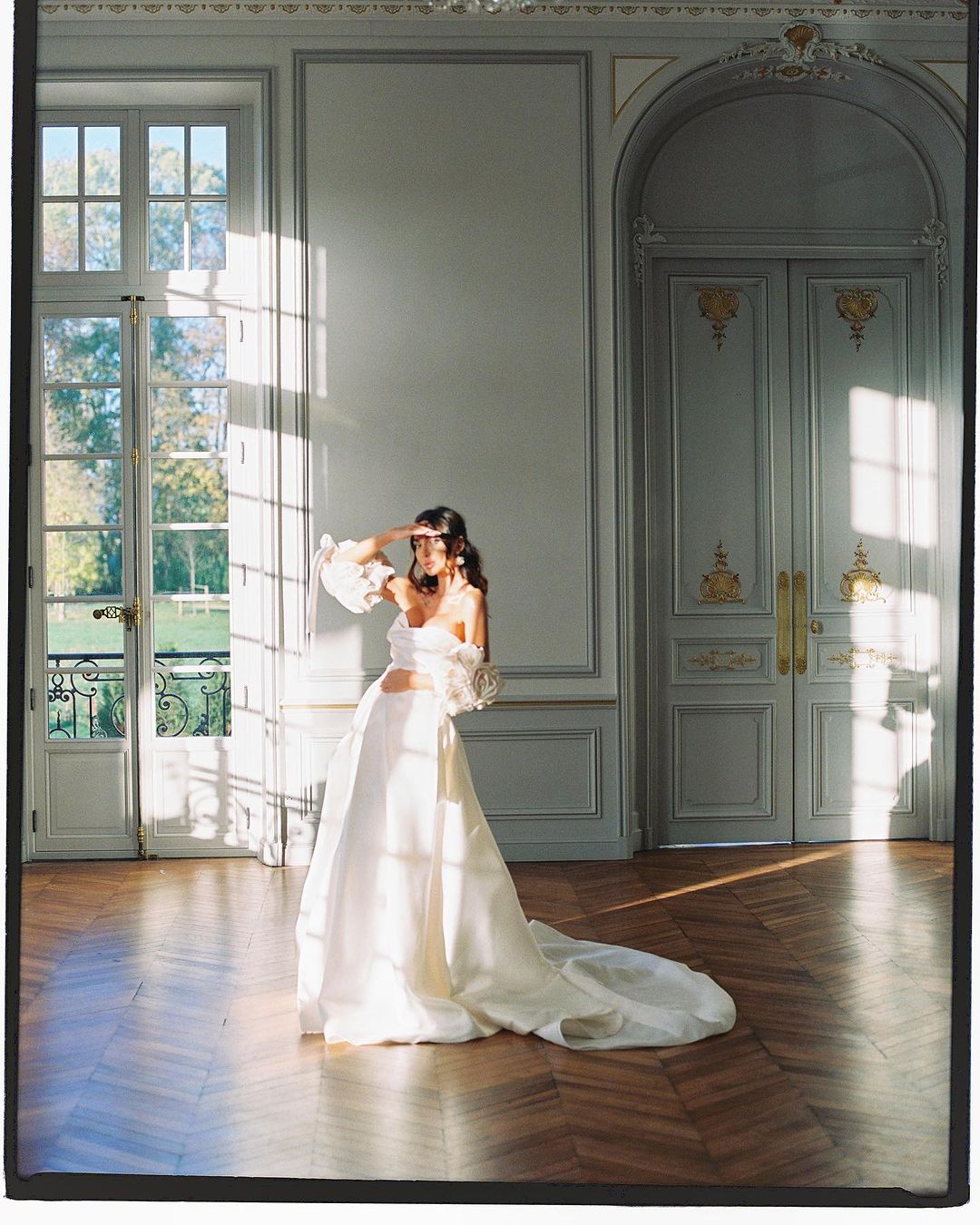 Cine este si cu ce se ocupa Selina, iubita lui Victor Slav 9