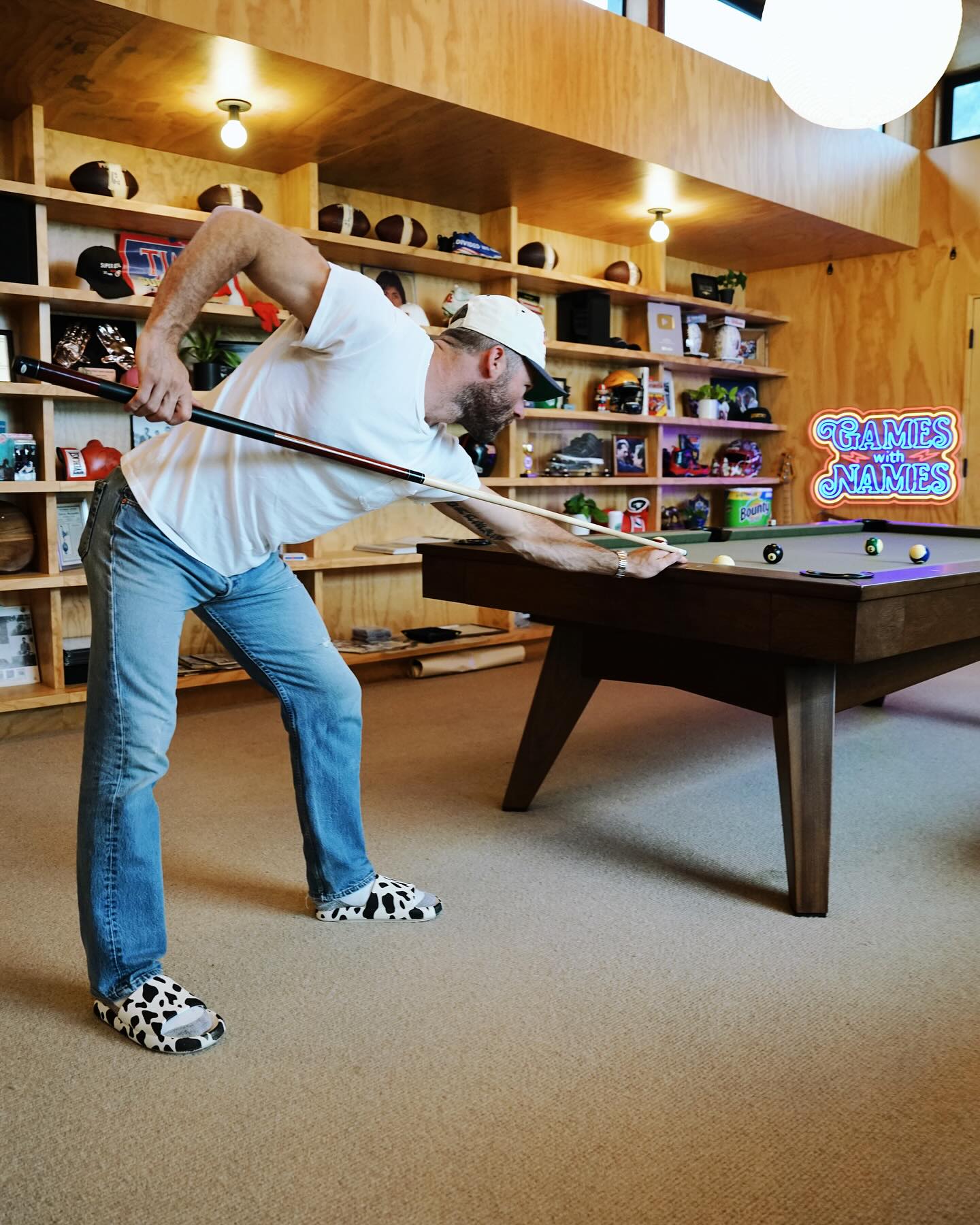 Cine este si cum arata noul iubit al Shakirei 2