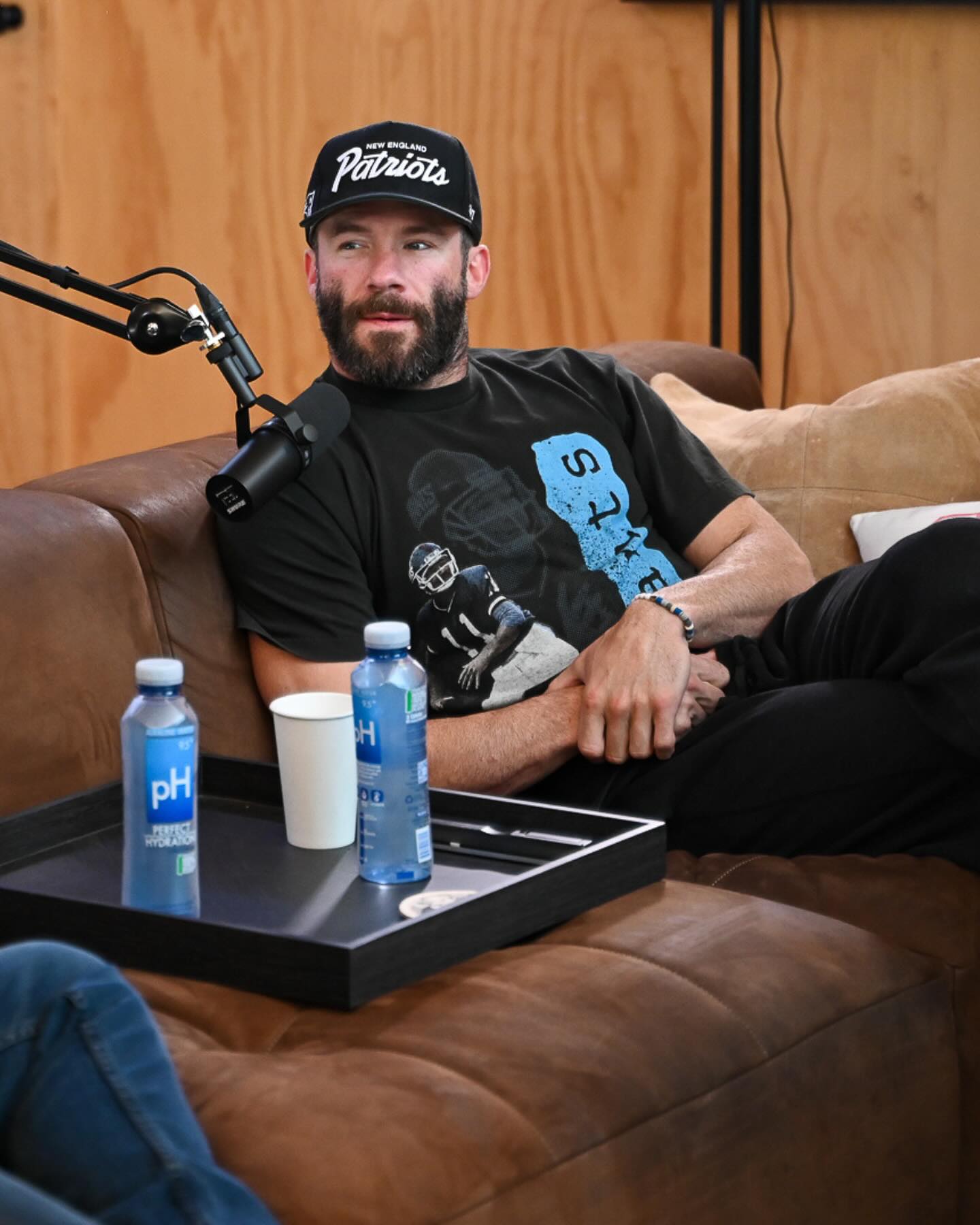 Cine este si cum arata noul iubit al Shakirei 4