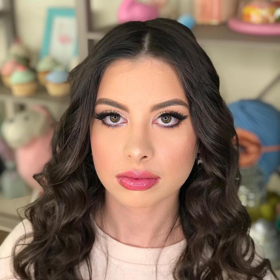 Cu ce se ocupa fiica Loredanei Groza, la 25 de ani 5