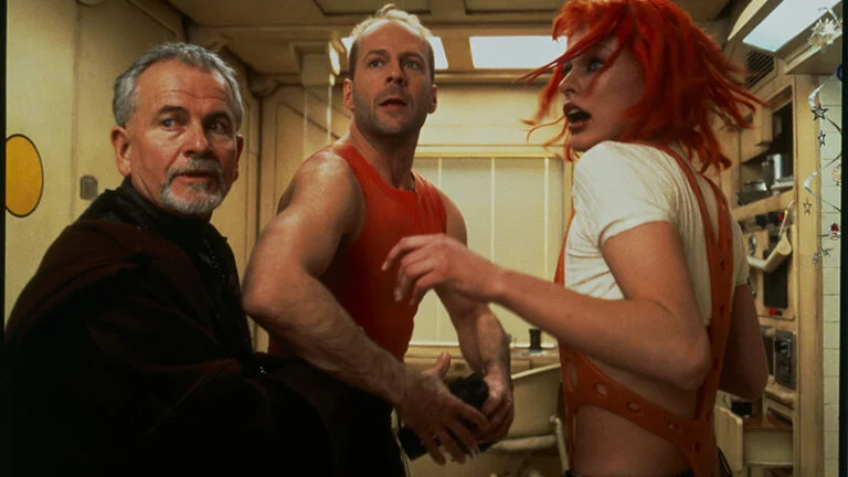 Cum a ajuns sa arate Milla Jovovich la 57 de ani 10