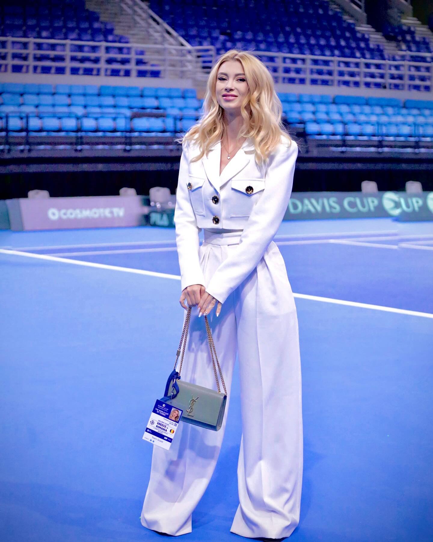 Cum a apărut Andreea Balan dupa ce s-a spus ca s-a casatorit in secret cu Victor Cornea 1