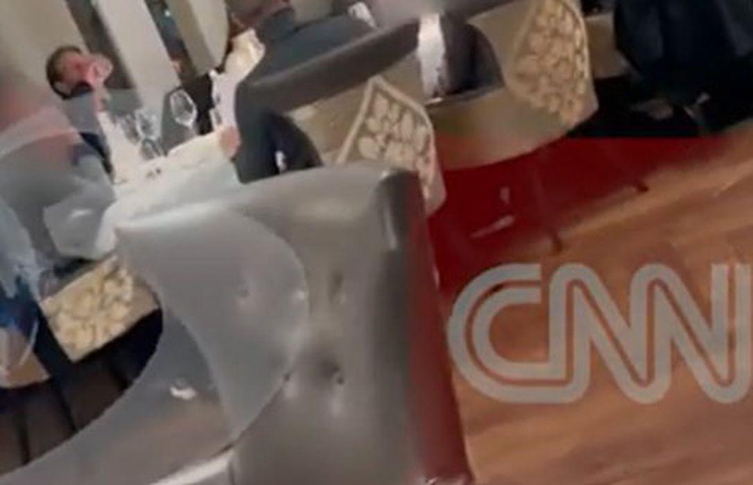 Cum a fost surprinsa Simona Halep, alaturi de Patrick Mouratoglou, in plin scandal de dopaj 1