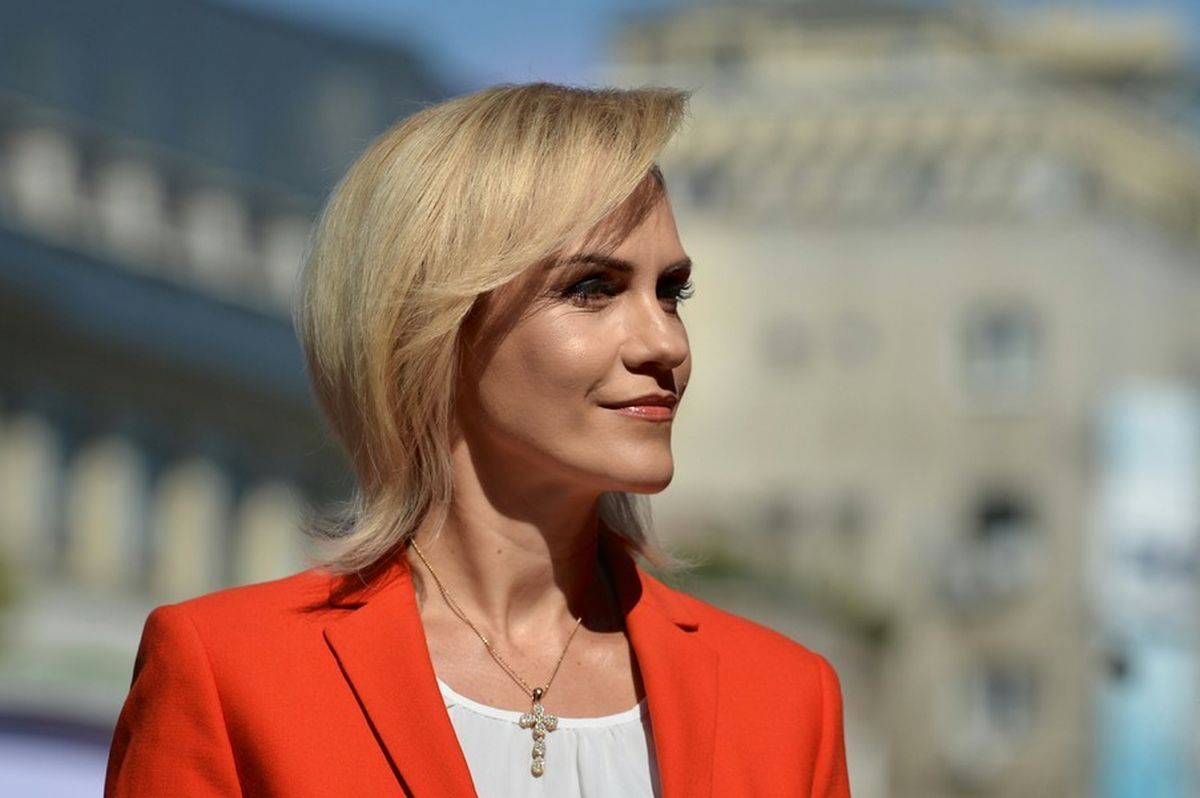 Cum arata Gabriela Firea in tinerete 27
