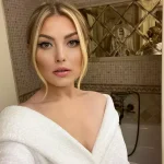 Cum arata apartamentul in care locuieste Elena Gheorghe 4